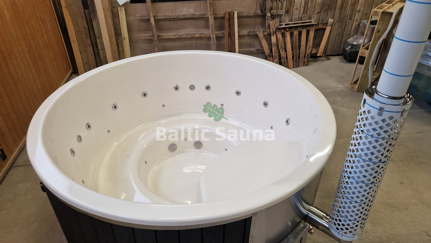Hot Tub - Integrated heater